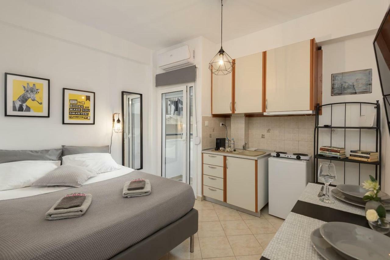 Central Studio! Fiber Wifi, Ac, Private, Self Check-In! Thessaloniki Exterior foto