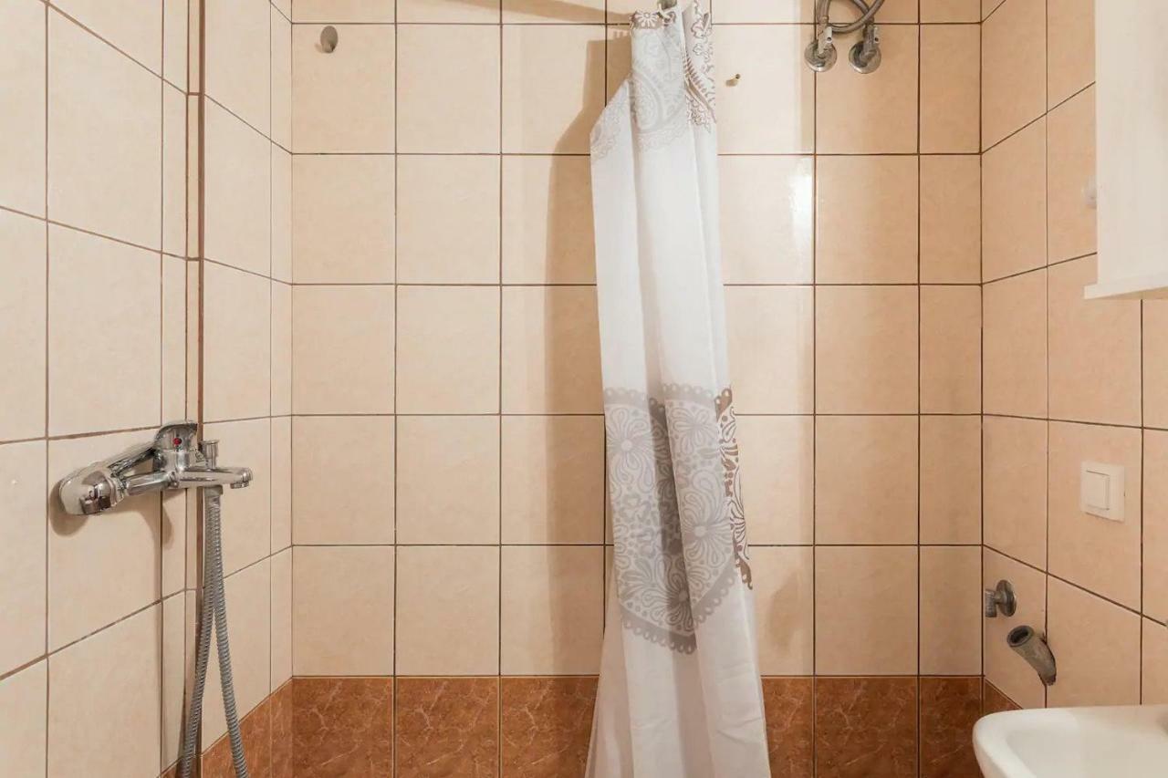 Central Studio! Fiber Wifi, Ac, Private, Self Check-In! Thessaloniki Exterior foto